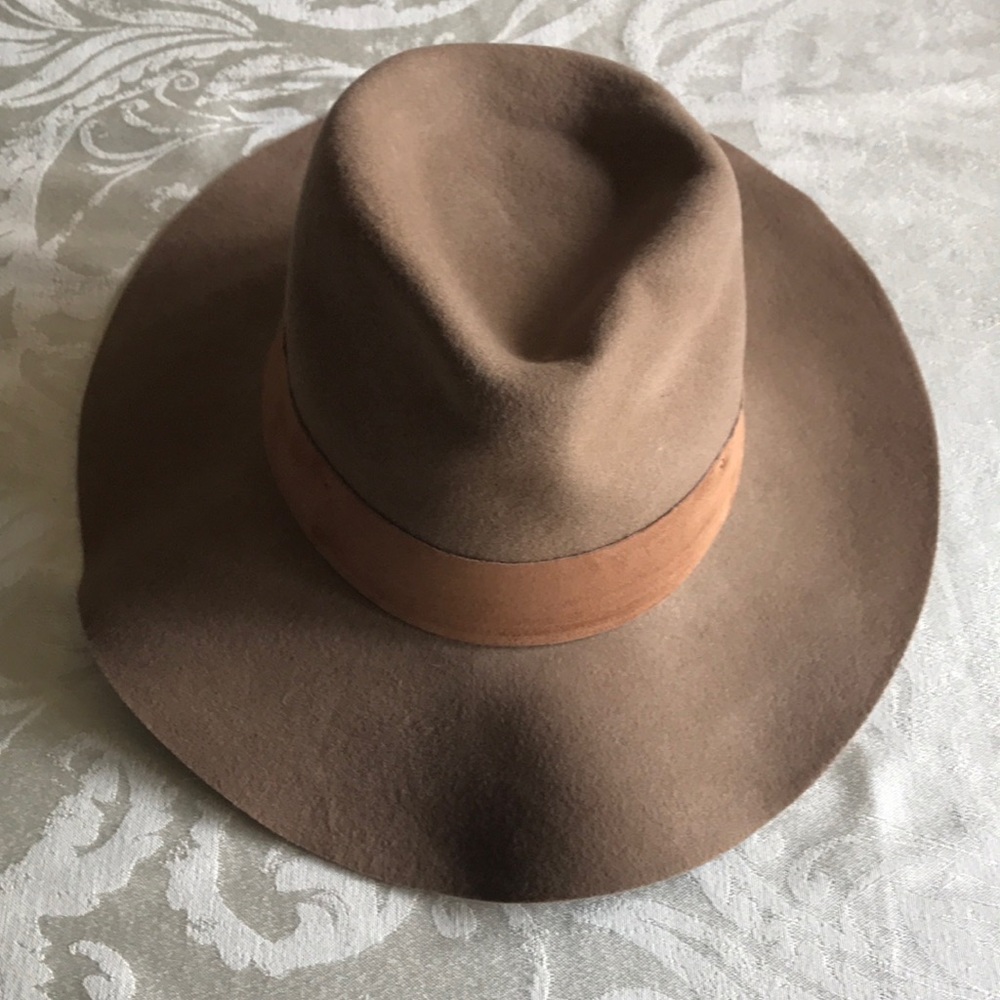 Wyeth Floppy Dylan hat 100% wool suede trim